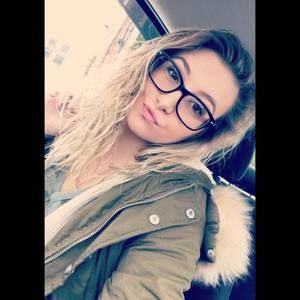 Meet your Posher, Jenn